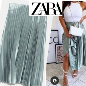 ZARA PLEATED SATIN MIDI SKIRT bloggers favor